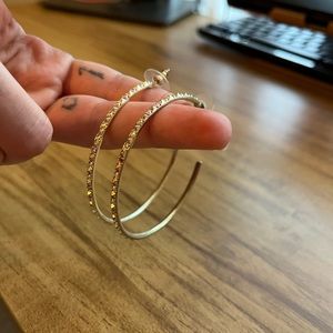 Kendra Scott Val Hoops